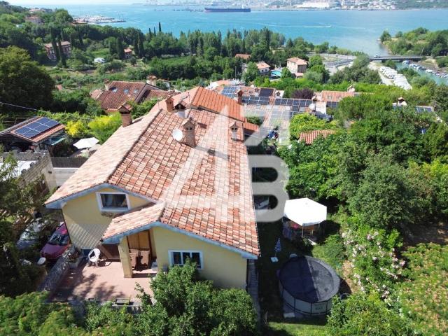 Villa Indipendente in vendita a Muggiò, Friuli-Venezia Giulia
