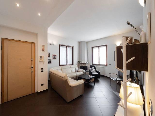 Villa Indipendente in vendita a San Carlo, Muggiò