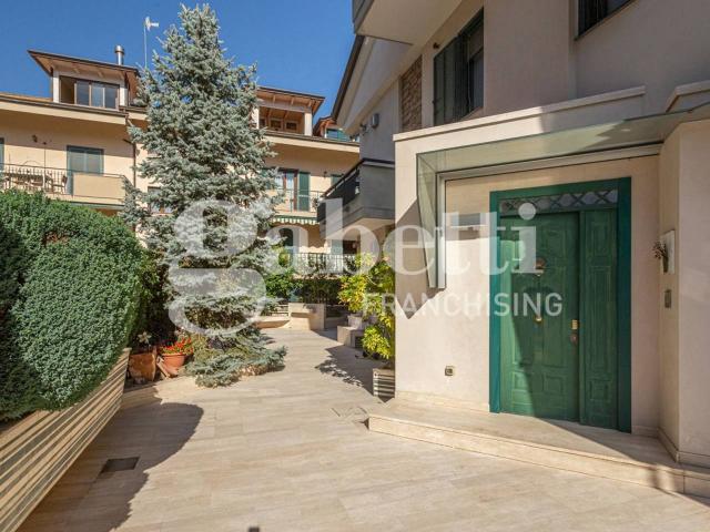Villa Indipendente in vendita a Mugnano Di Napoli, Campania