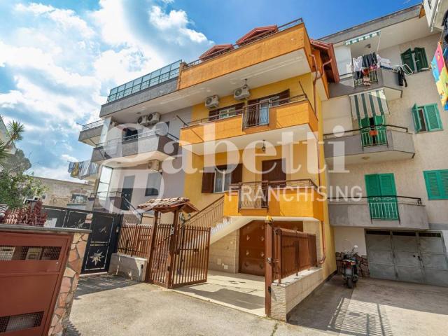 Villa Indipendente in vendita a Mugnano Di Napoli, Campania