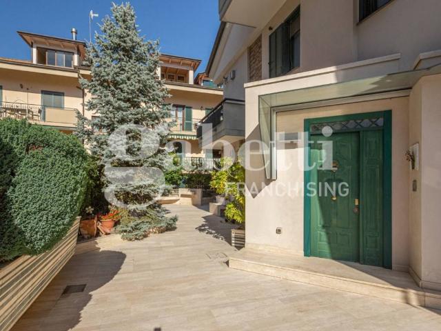 Villa Indipendente in vendita a Mugnano Di Napoli, Campania
