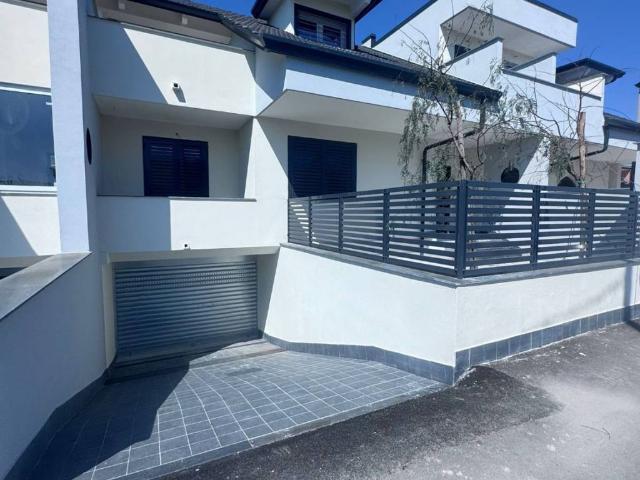 Villa Indipendente in vendita a Mugnano Di Napoli, Campania
