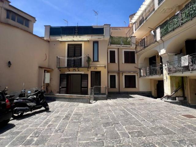 Villa Indipendente in vendita a Mugnano Di Napoli, Campania