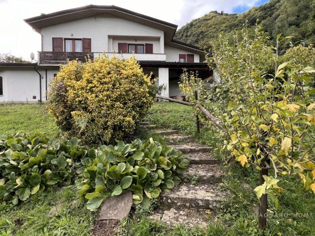 Villa Indipendente in vendita a Unione di comuni Montana Lunigiana, Mulazzo