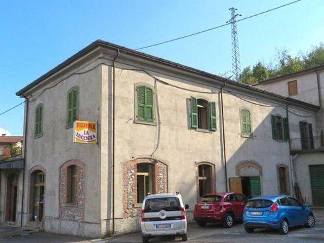 Villa Indipendente in vendita a Unione di comuni Montana Lunigiana, Mulazzo