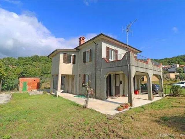 Villa Indipendente in vendita a Montale, Mulazzo
