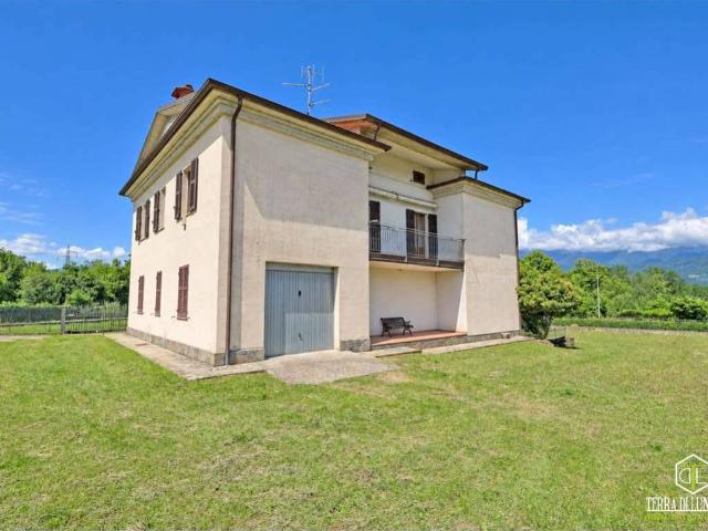 Villa Indipendente in vendita a Arpiola-Pianfurcano, Mulazzo