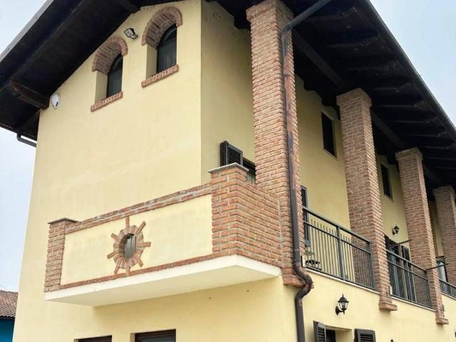 Villa Indipendente in vendita a Piemonte, Cuneo