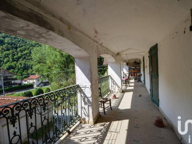 Villa Indipendente in vendita a Murialdo, Liguria