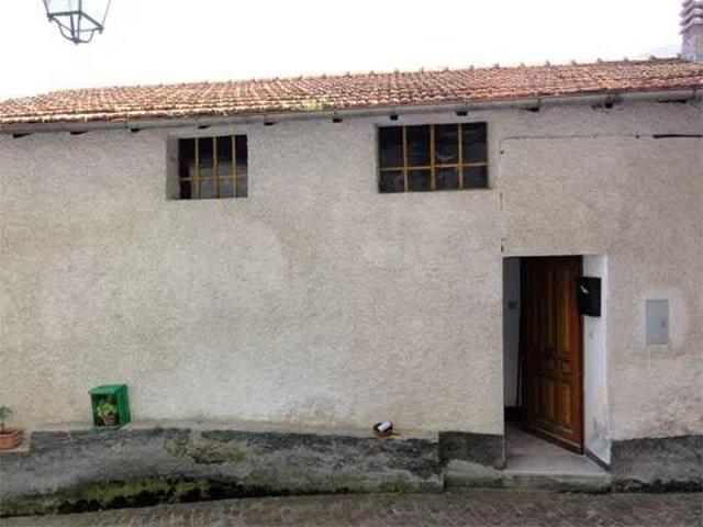 Villa Indipendente in vendita a Murialdo, Liguria