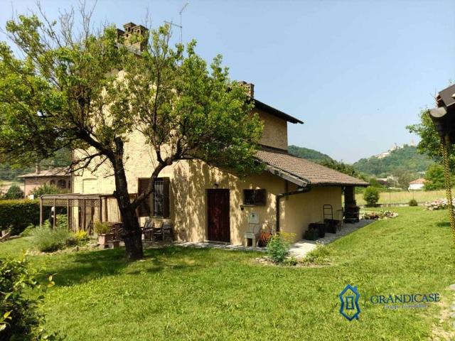 Villa Indipendente in vendita a Piemonte, Alessandria
