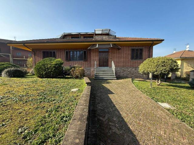 Villa Indipendente in vendita a Piemonte, Alessandria