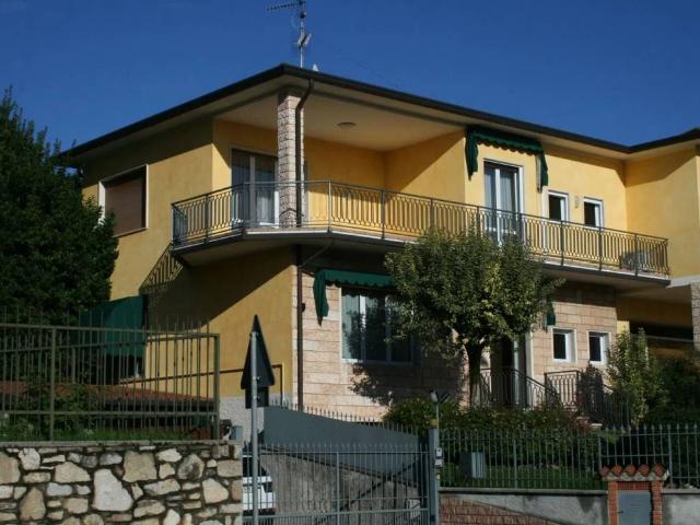 Villa Indipendente in vendita a Muscoline, Lombardia