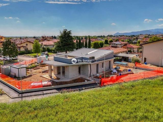 Villa Indipendente in vendita a Muscoline, Lombardia