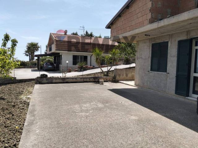 Villa Indipendente in vendita a Mussomeli, Sicilia