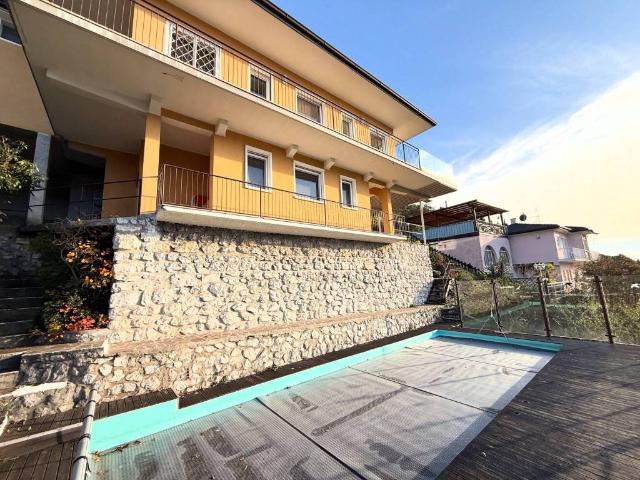 Villa Indipendente in vendita a Comunità Alto Garda e Ledro, Nago