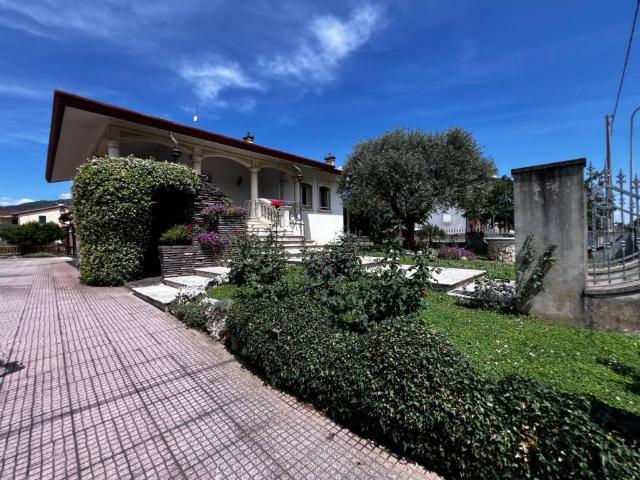Villa Indipendente in vendita a Ponte Di Nanto, Veneto