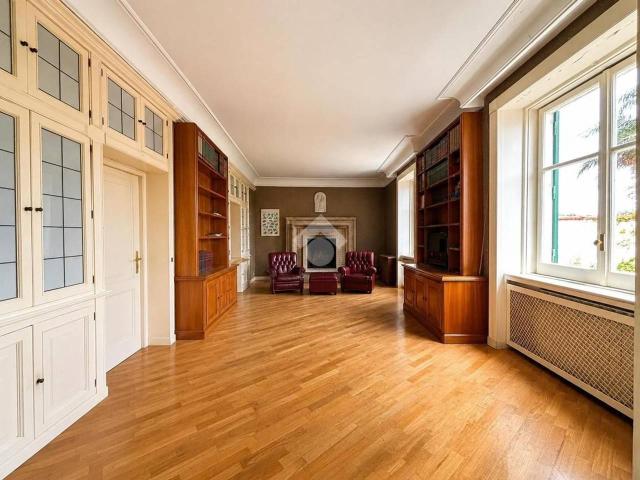 Villa Indipendente in vendita a Coroglio, Campania