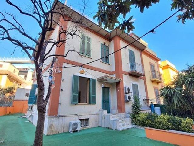 Villa Indipendente in vendita a Municipalità 3, Napola