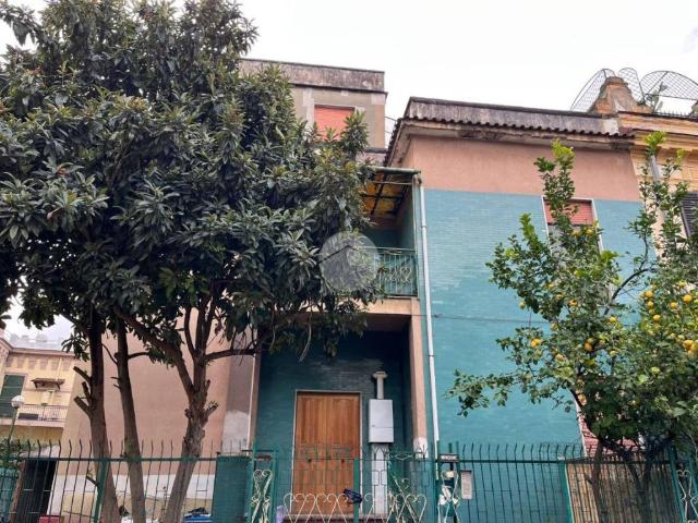 Villa Indipendente in vendita a Municipalità 3, Campania
