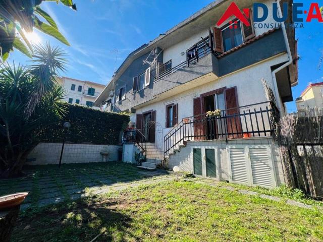Villa Indipendente in vendita a Guantai, Campania