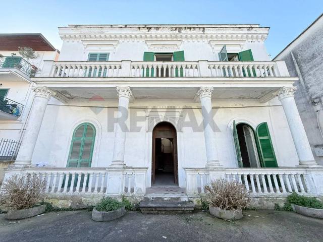 Villa Indipendente in vendita a Cupa Spinelli, Napola
