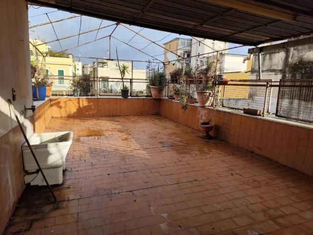 Villa Indipendente in vendita a Municipalità 10, Campania