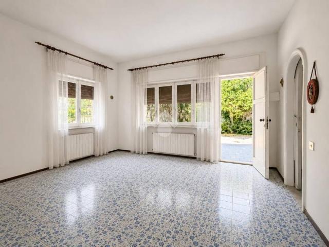 Villa Indipendente in vendita a Municipalità 1, Campania