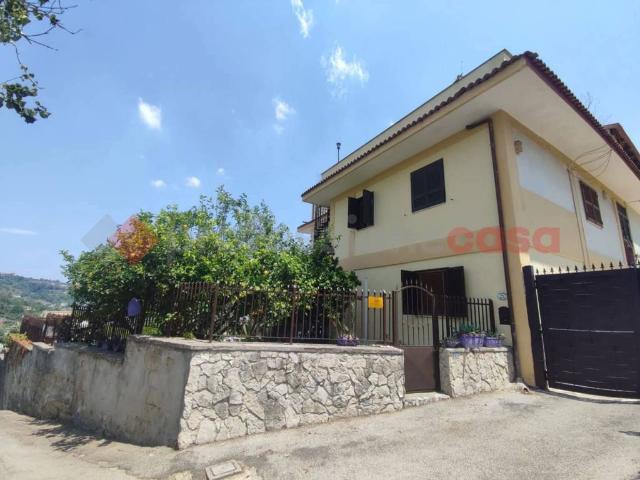 Villa Indipendente in vendita a Astroni, Napola