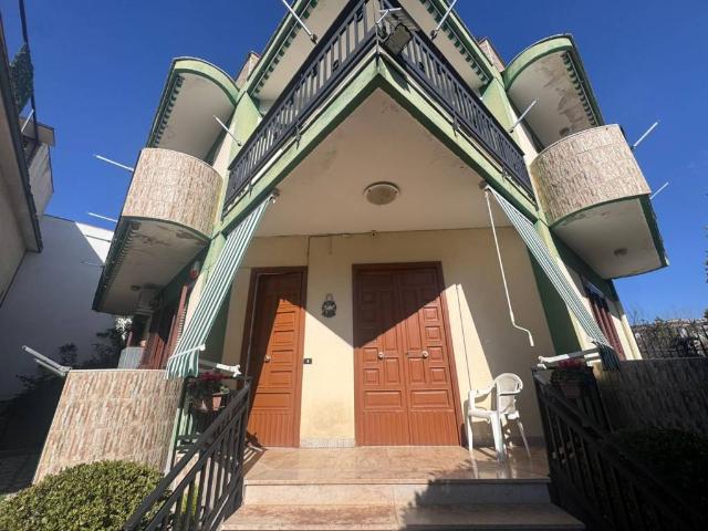 Villa Indipendente in vendita a Municipalità 6, Napola