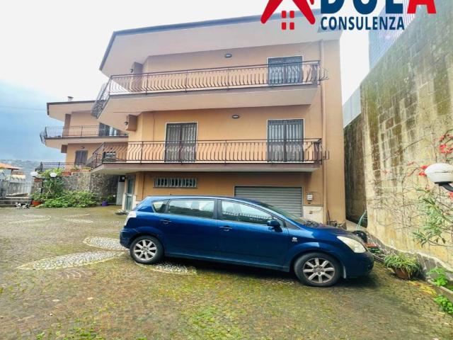 Villa Indipendente in vendita a Municipalità 9, Montagna Spaccata