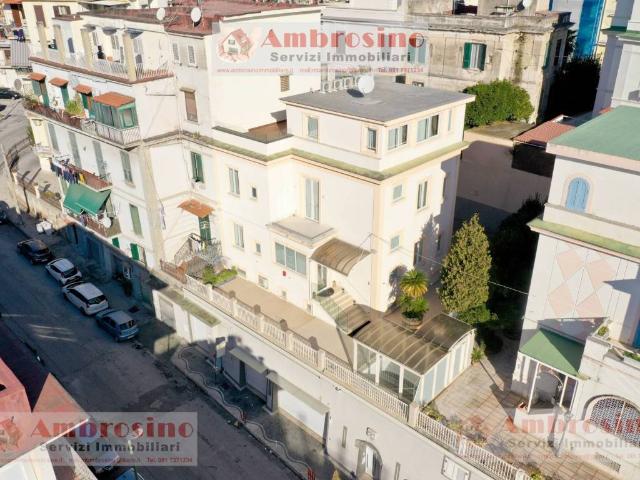 Villa Indipendente in vendita a Municipalità 3, Napola