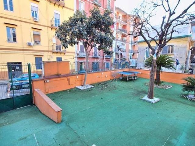 Villa Indipendente in vendita a Municipalità 3, Campania
