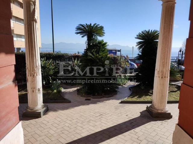 Villa Indipendente in vendita a Municipalità 1, Campania