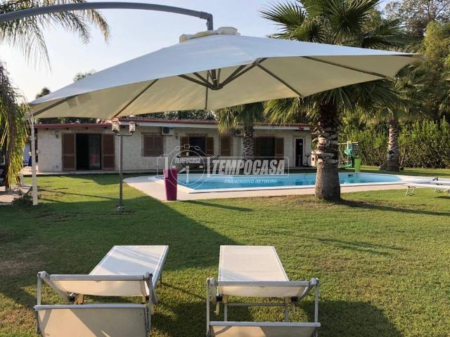 Villa Indipendente in vendita a Municipalità 10, Campania