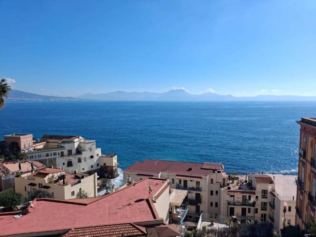 Villa Indipendente in vendita a Municipalità 1, Napola