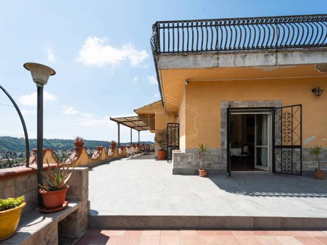 Villa Indipendente in vendita a Municipalità 10, Napola