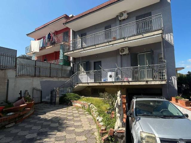 Villa Indipendente in vendita a Astroni, Napola