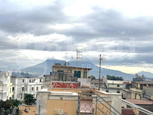 Villa Indipendente in vendita a Municipalità 3, Napola