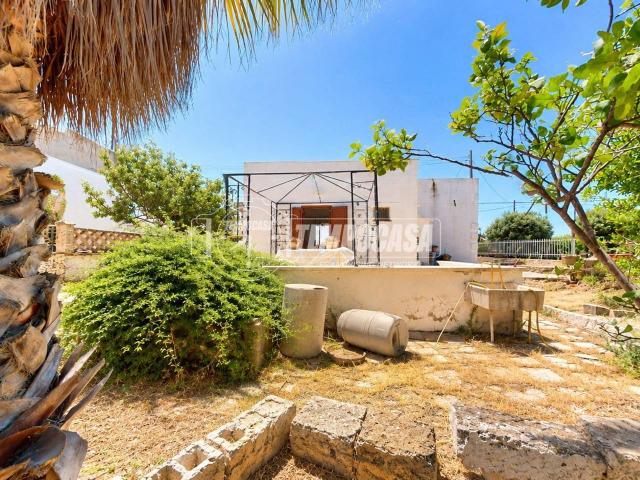 Villa Indipendente in vendita a Rione Bentivenga, Puglia