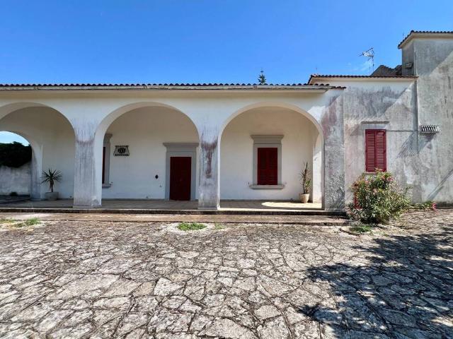 Villa Indipendente in vendita a Santa Caterina, Puglia