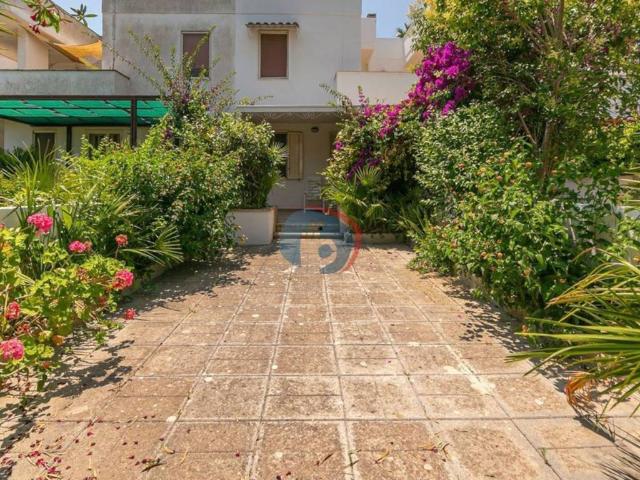 Villa Indipendente in vendita a Santa Caterina, Puglia