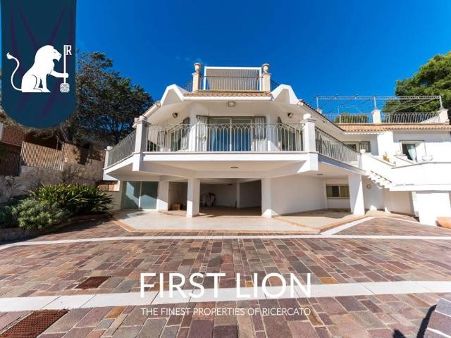 Villa Indipendente in vendita a Santa Caterina, Puglia