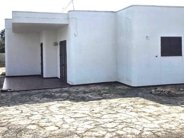 Villa Indipendente in vendita a Rione Bentivenga, Puglia