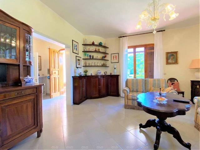 Villa Indipendente in vendita a Contrada Campo dei Fiori, Puglia