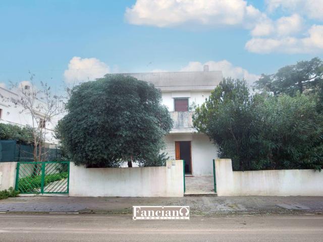 Villa Indipendente in vendita a Santa Caterina, Puglia