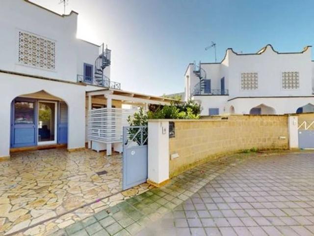 Villa Indipendente in vendita a Puglia, Lecce