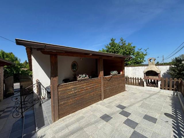 Villa Indipendente in vendita a Testaccio, Narni