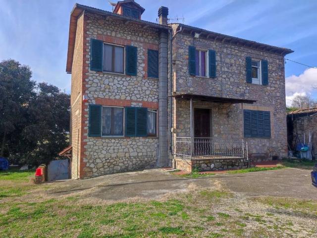Rustico in vendita a Narni, Umbria