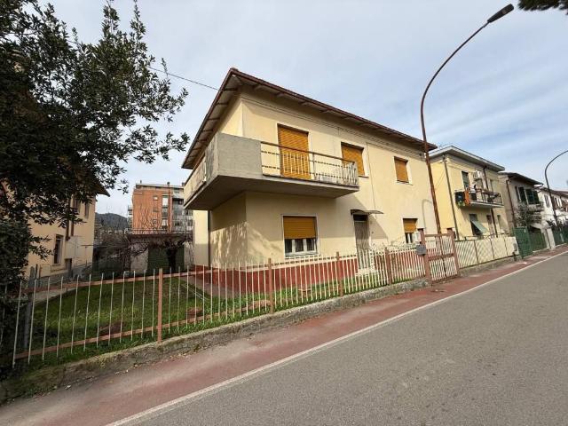 Villa Indipendente in vendita a Zona Industriale Sant'Anna, Narni